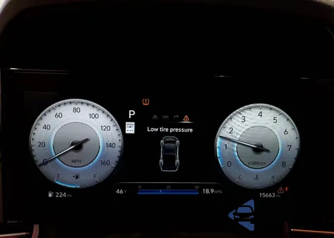 2025 Hyundai Elantra Sel from USA, damaged, VIN KMHLS4DG7SU894205